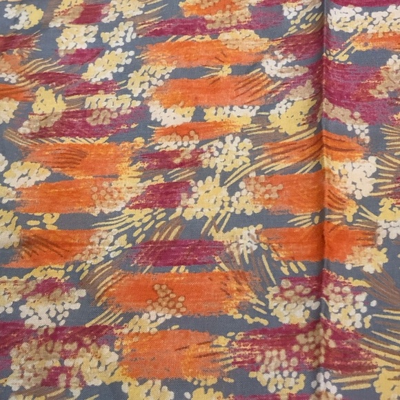 Vintage Lord & Taylor Scarf - Picture 4 of 9